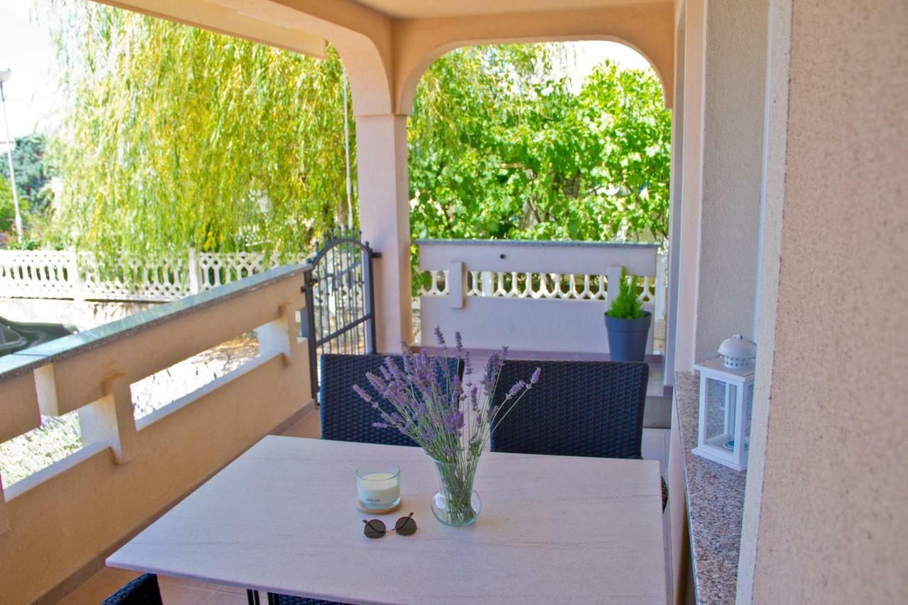 Apartmani Zoric Punat Luaran gambar